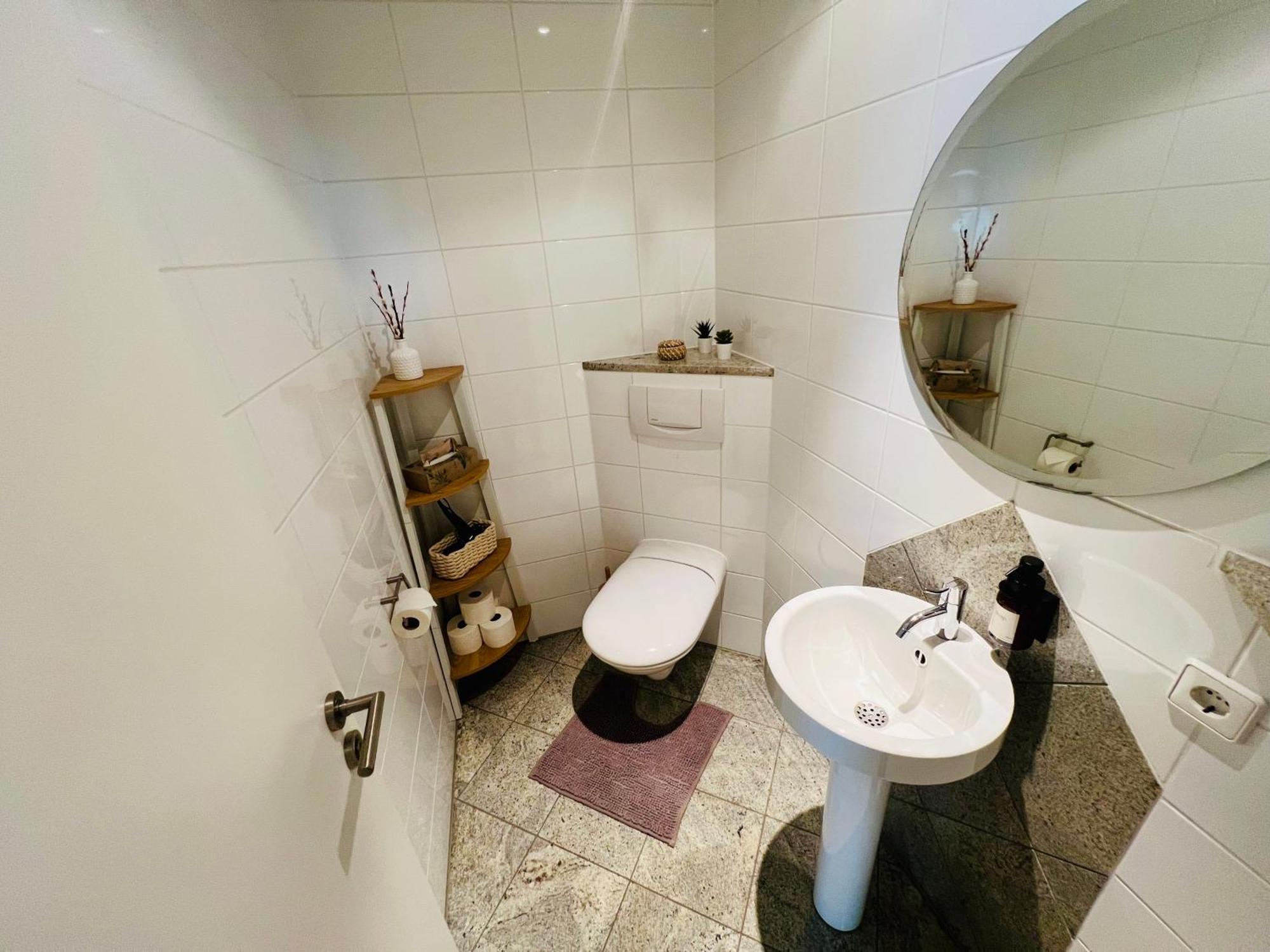 Apartamento Panoramablick Mit Privatparkplatz, 2 Balkone Und 1,5 Baeder Titisee-Neustadt Exterior foto