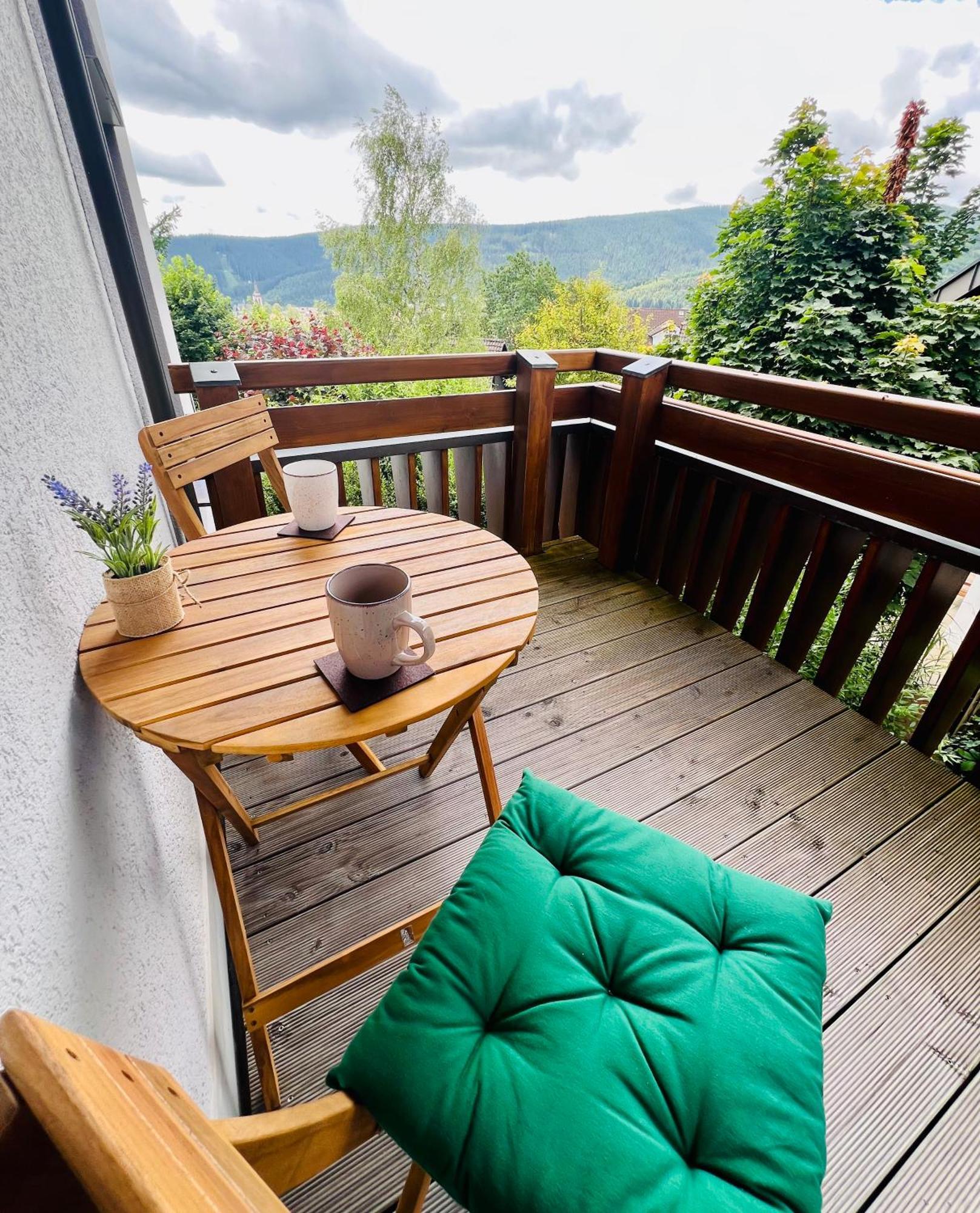 Apartamento Panoramablick Mit Privatparkplatz, 2 Balkone Und 1,5 Baeder Titisee-Neustadt Exterior foto